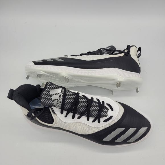 Athletic_Shoes